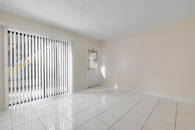 $195,000 | 2651 Riverside Drive, Unit 1, Coral Springs, FL 33065