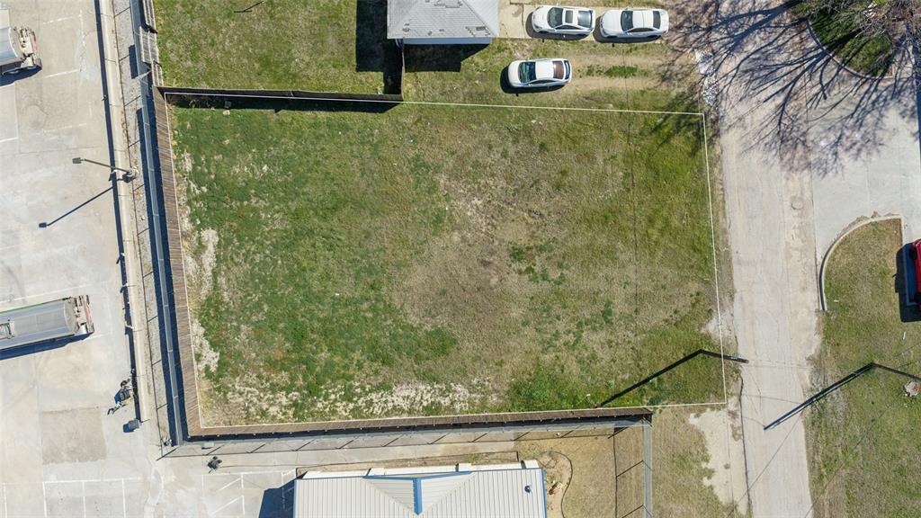 2309 Johnson Road Irving, TX 75061 - Photo 3 of 8