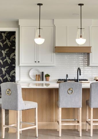 $4,625,000 | 139 Westwood Lane, Wayzata, MN 55391