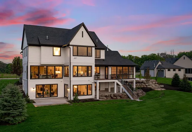 $4,625,000 | 139 Westwood Lane, Wayzata, MN 55391