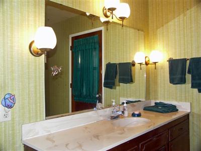 7215 South Reed Avenue Reedley, CA 93654 - Photo 14 of 20 Gallery Image 14