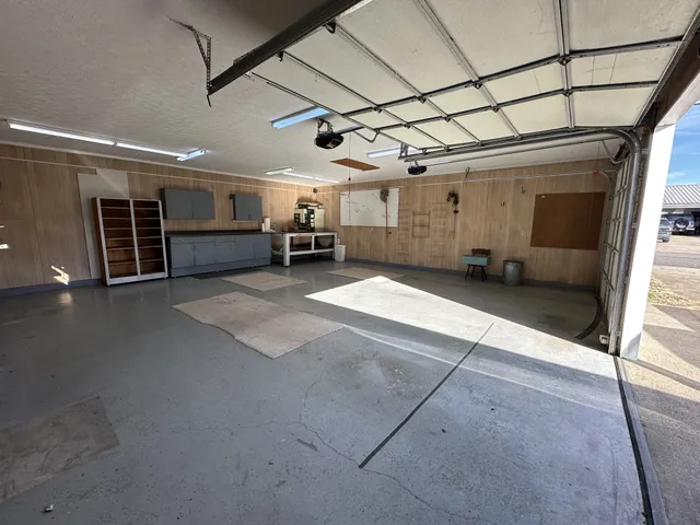 a view of a garage