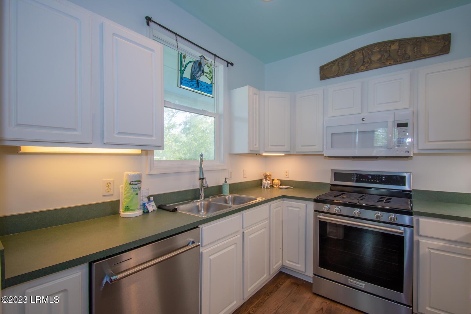 18 Veranda Beach Road Fripp Island, SC 29920 - Photo 3 of 35 House Pic 3