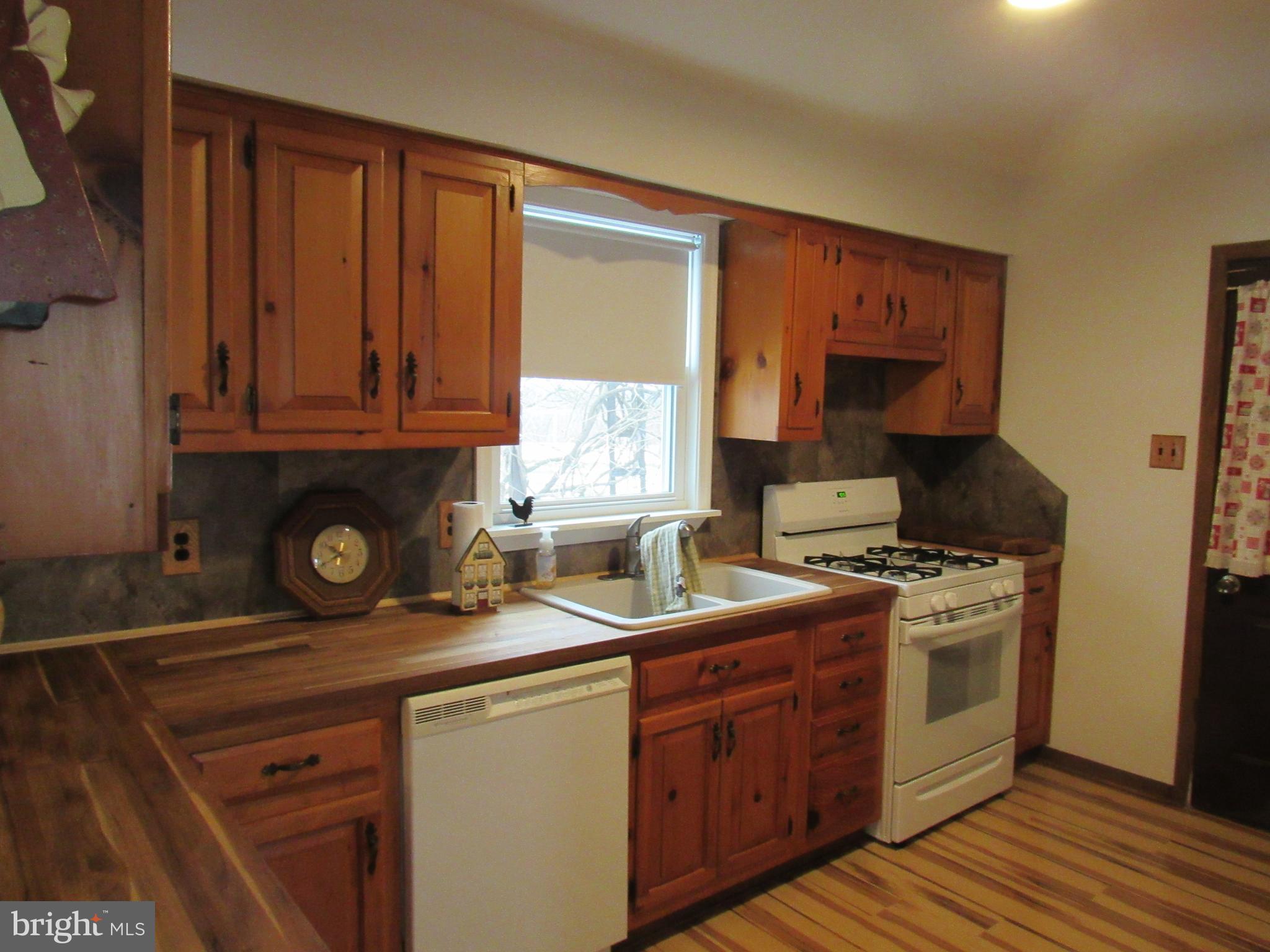 469 West Cherry Road Quakertown, PA 18951 - Photo 9 of 47 Gallery Image 9