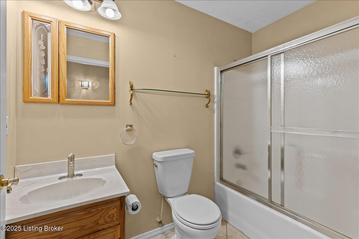 3814 Briar Ridge Road La Grange, KY 40031 - Photo 15 of 35 15-3814 Briar Ridge Rd-15
