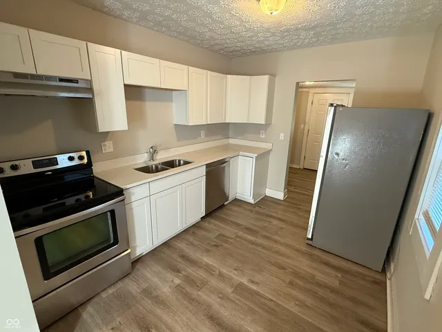 $1,199 | 3449 Boulevard Place, Indianapolis, IN 46208