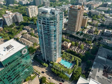 $1,150,000 | 2900 McKinnon Street, Unit 801, Dallas, TX 75201