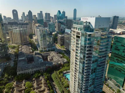 $1,150,000 | 2900 McKinnon Street, Unit 801, Dallas, TX 75201
