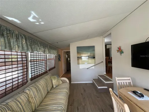 $174,900 | 97 Southwinds Drive, Sarasota, FL 34231
