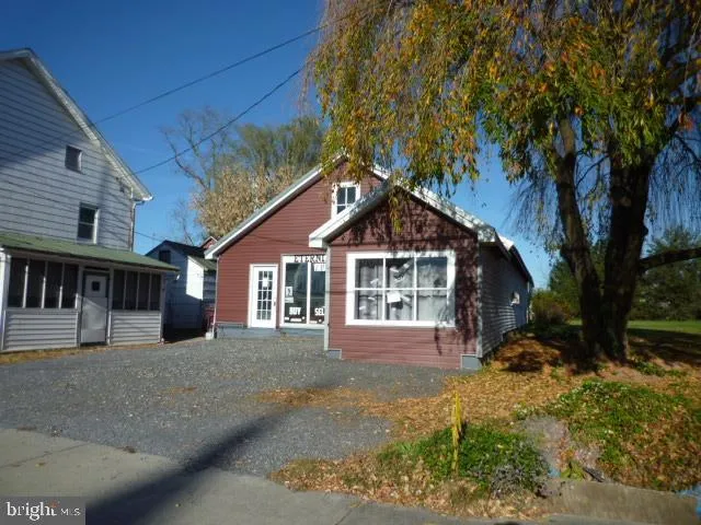 $280,000 | 54 West Baltimore Street, Taneytown, MD 21787