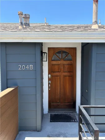$3,200 | 345 Avocado Street, Costa Mesa, CA 92627