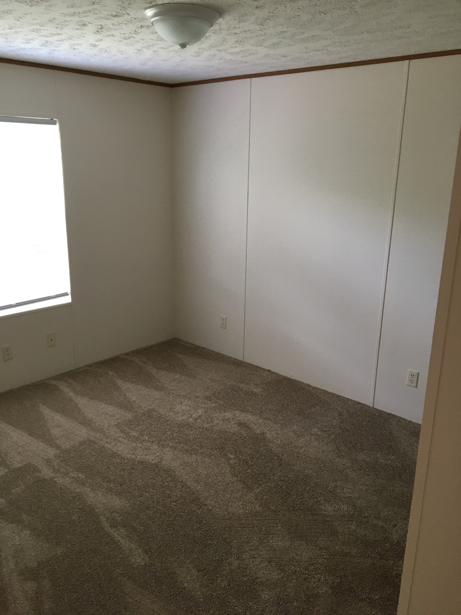 991 Berea Church Road Lebanon, TN 37087 - Photo 14 of 17 an empty room with a window