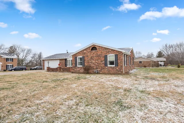 $347,500 | 355 Tower Road, Lawrenceburg, IN 47025