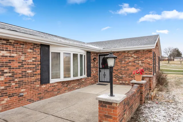 $347,500 | 355 Tower Road, Lawrenceburg, IN 47025