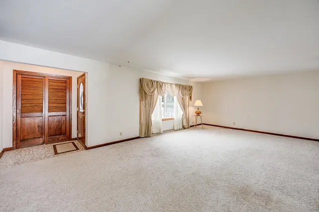 $347,500 | 355 Tower Road, Lawrenceburg, IN 47025