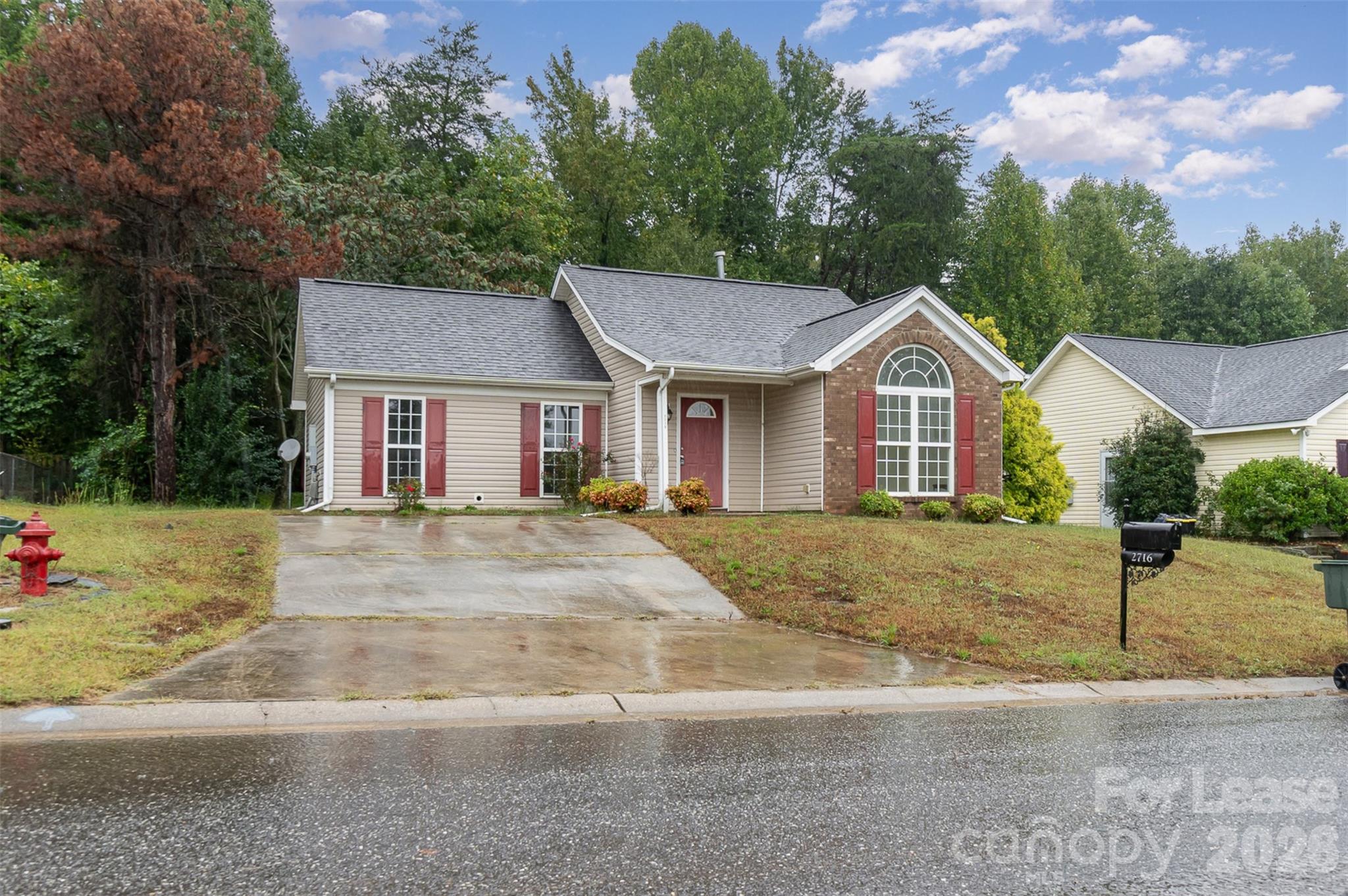 2716 Rabbit Ridge Drive Bessemer City, NC 28016 - Photo 2 of 20