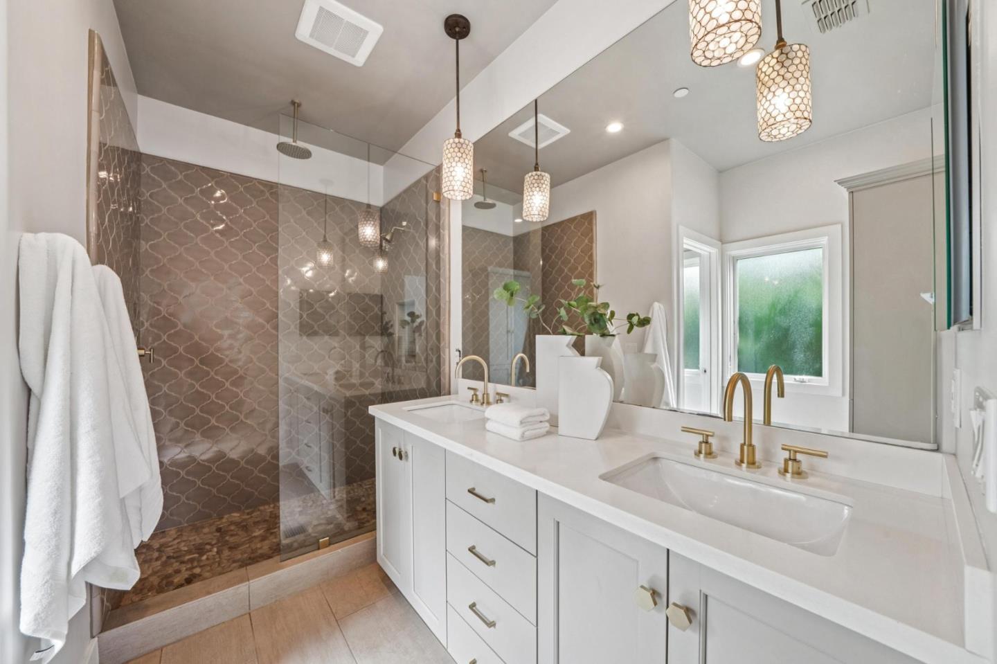 818 Crossway Road Burlingame, CA 94010 - Photo 17 of 67 Gallery Image 17