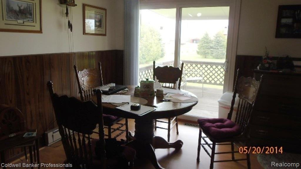 6300 Patrick Road North Branch, MI 48461 - Photo 11 of 20 6300 Patrick eating area.jpg