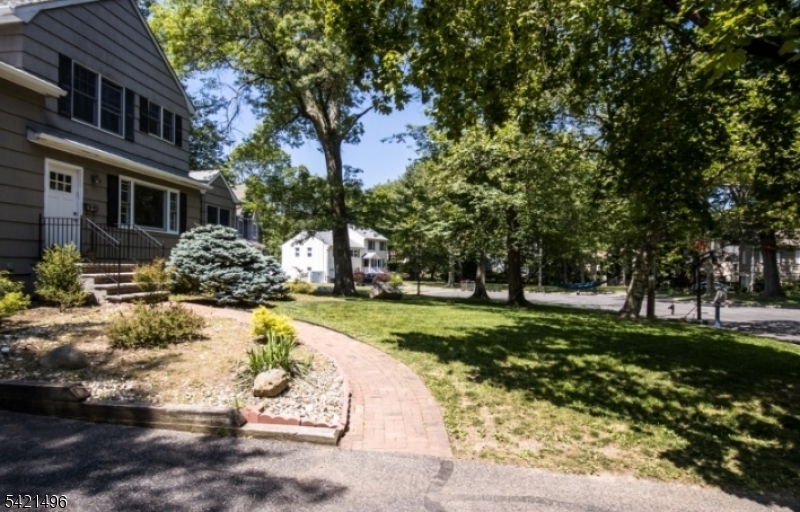 4 Rumson Road Livingston, NJ 07039 - Photo 20 of 26