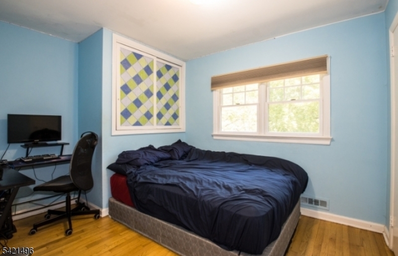 4 Rumson Road Livingston, NJ 07039 - Photo 4 of 26