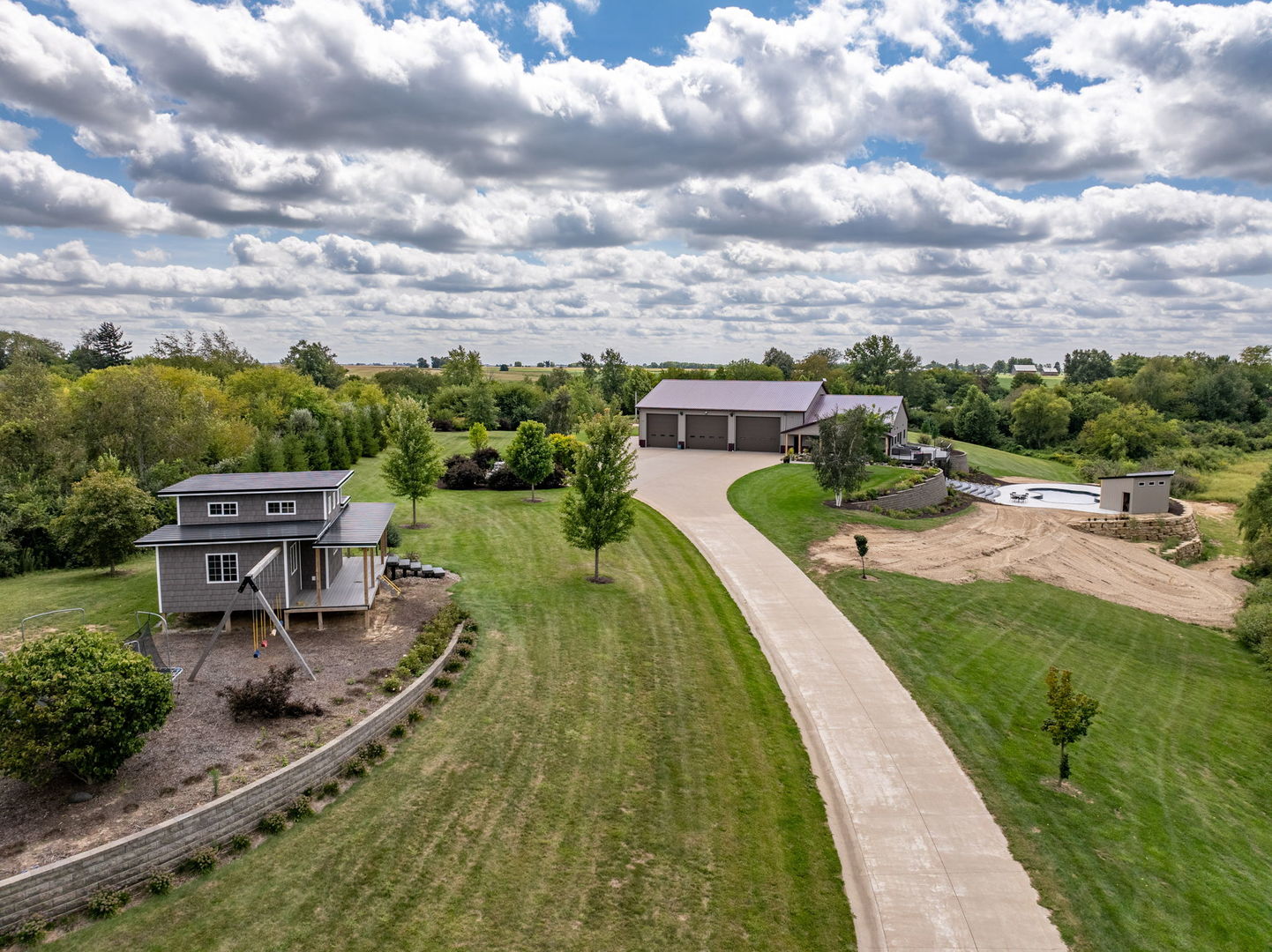 9901 Highway 6 Geneseo, IL 61254 - Photo 4 of 29 a view of a garden with houses