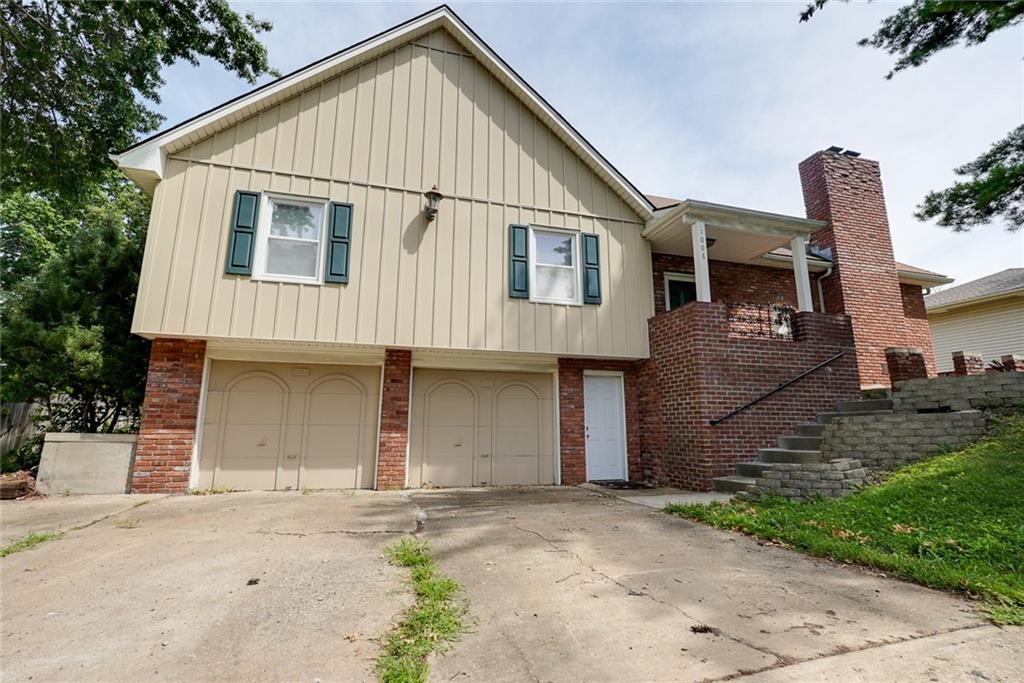 1008 Southwest 17th Street Blue Springs, MO 64015 - Photo 1 of 29