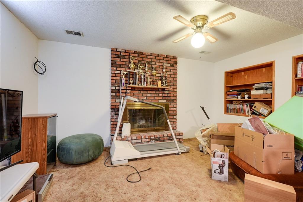 1008 Southwest 17th Street Blue Springs, MO 64015 - Photo 23 of 29
