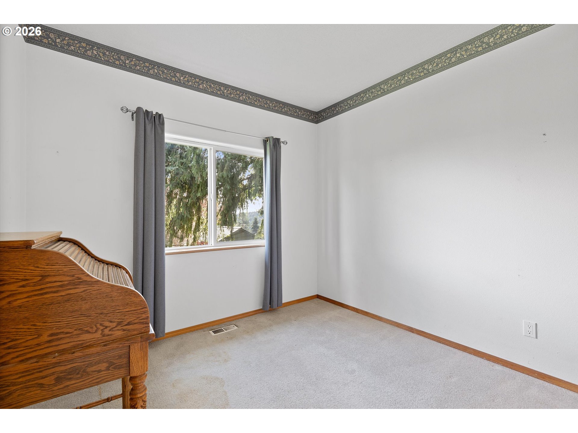 28200 Southwest Ladd Hill Road Sherwood, OR 97140 - Photo 19 of 38 Gallery Image 19