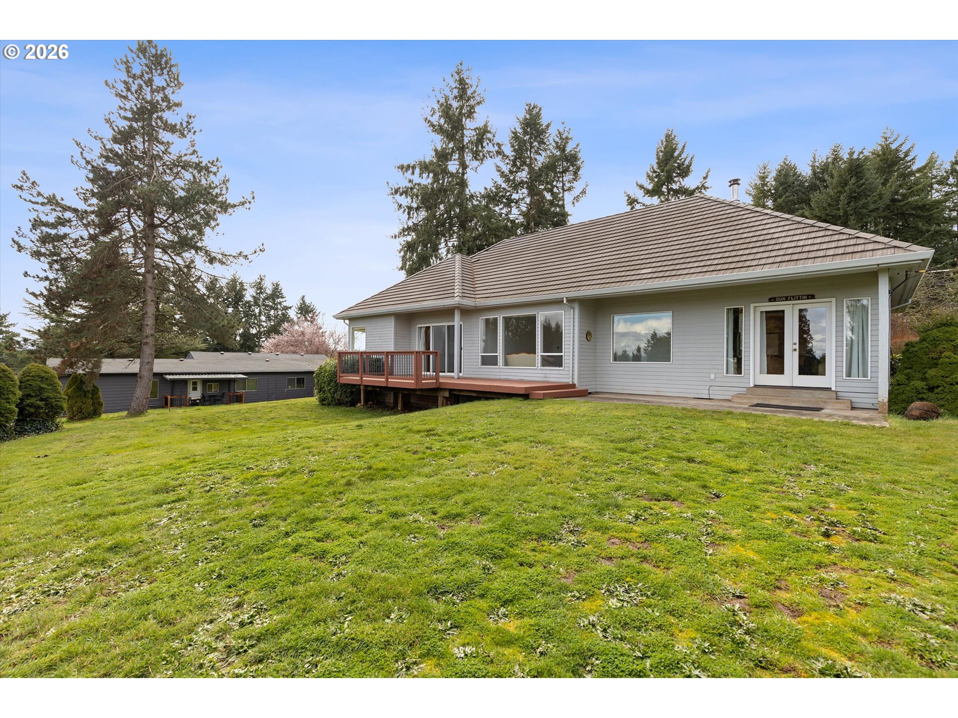 28200 Southwest Ladd Hill Road Sherwood, OR 97140 - Photo 26 of 38 Gallery Image 26