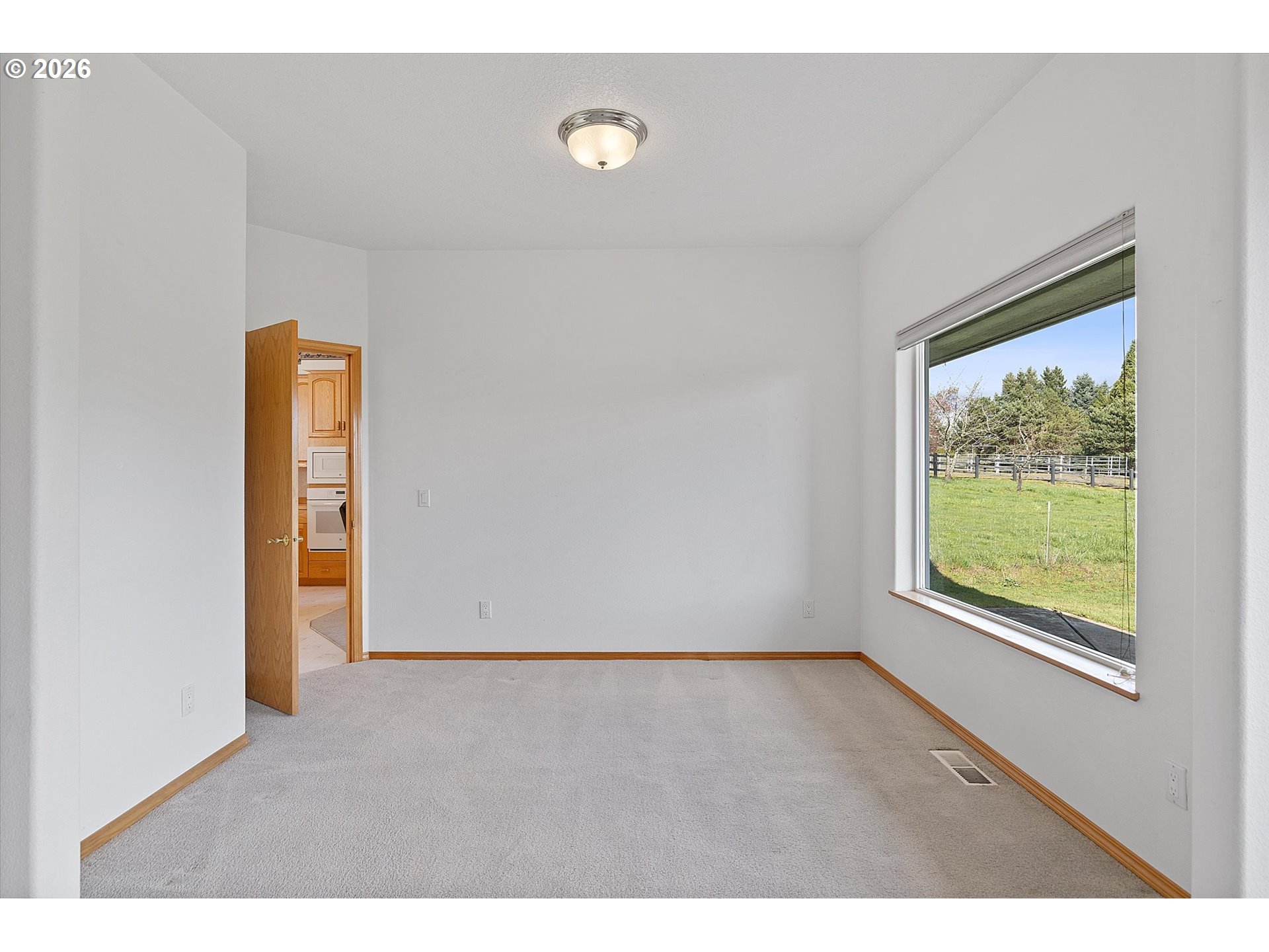 28200 Southwest Ladd Hill Road Sherwood, OR 97140 - Photo 5 of 38 Gallery Image 5