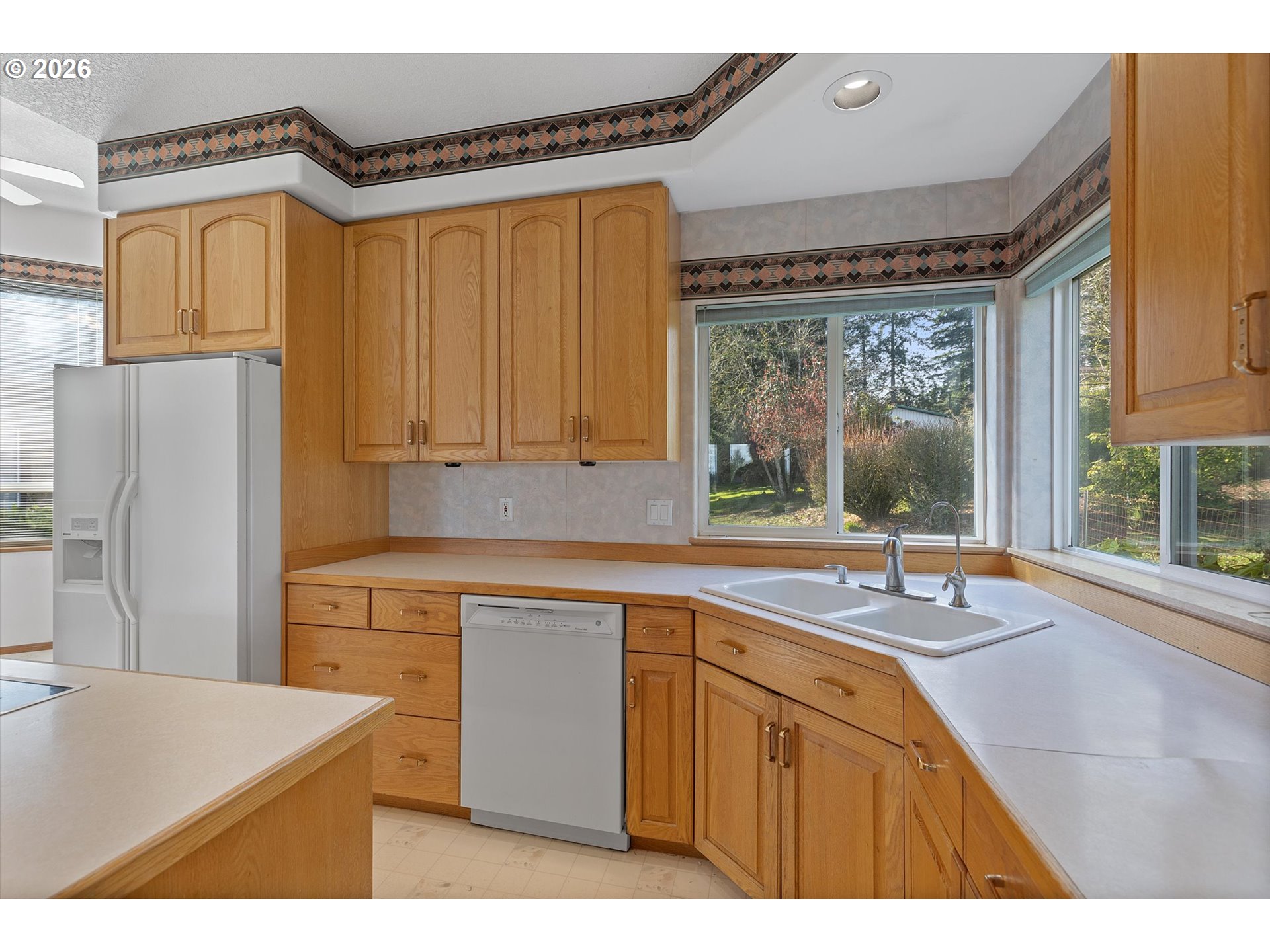 28200 Southwest Ladd Hill Road Sherwood, OR 97140 - Photo 10 of 38 Gallery Image 10