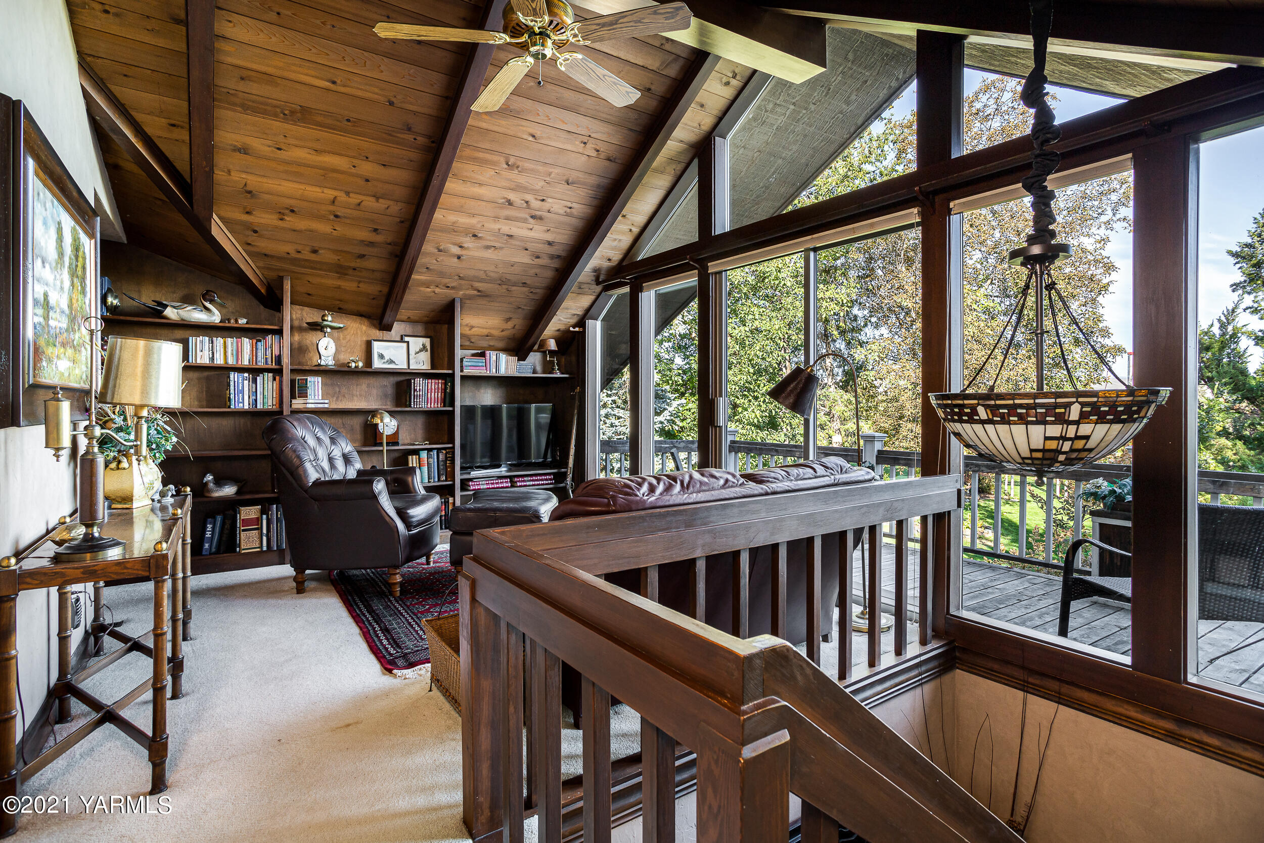 12401 Nelson Road Yakima, WA 98903 - Photo 21 of 48 a view of porch with seating area
