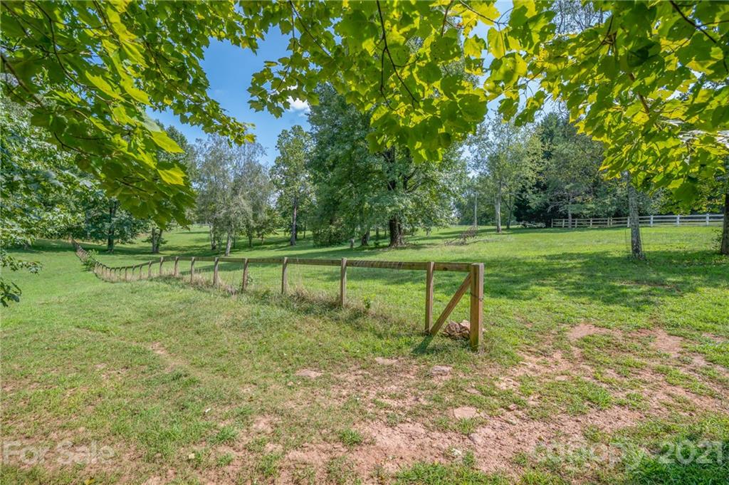2101 Peniel Road Columbus, NC 28722 - Photo 40 of 48 a view of a park with a bench