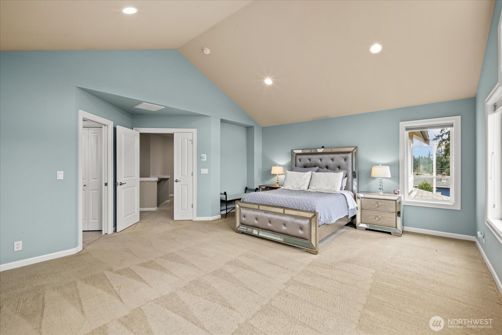 215 Ilwaco Place Southeast Renton, WA 98059 - Photo 19 of 40