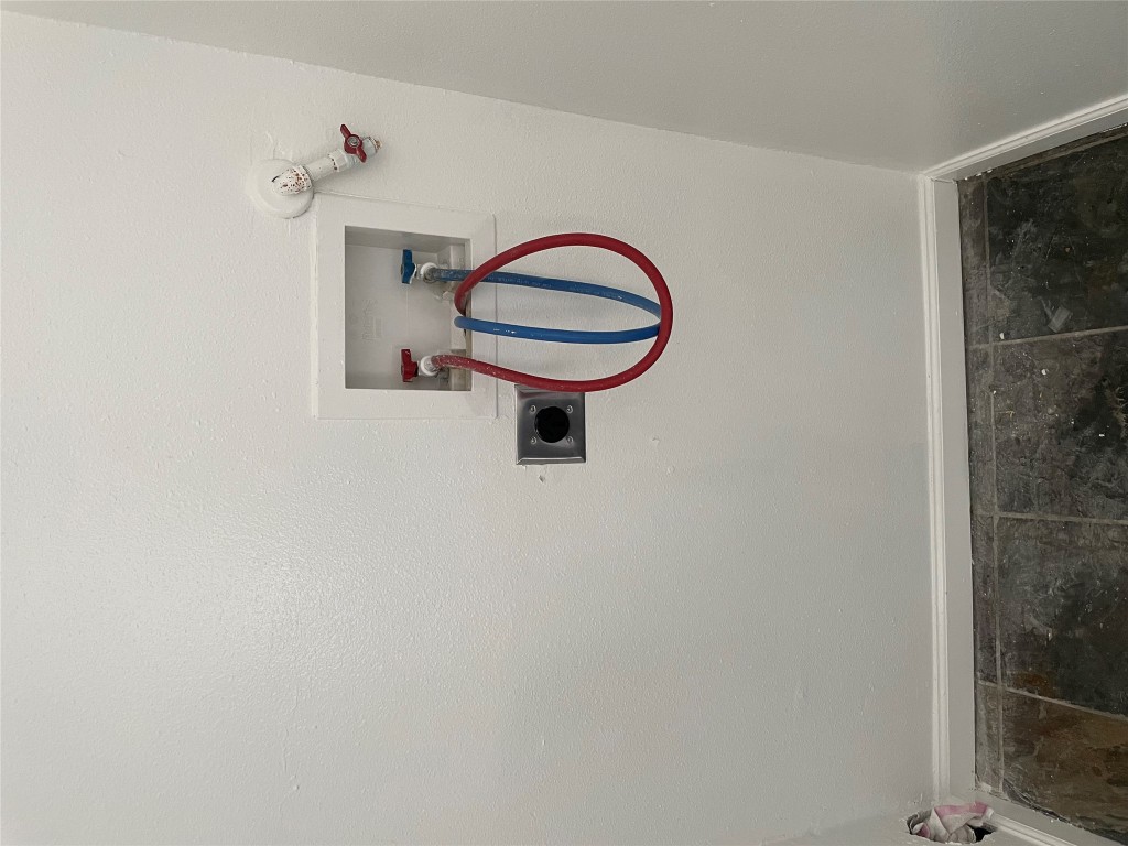 2808 Lyons Road, Unit A Austin, TX 78702 - Photo 6 of 13