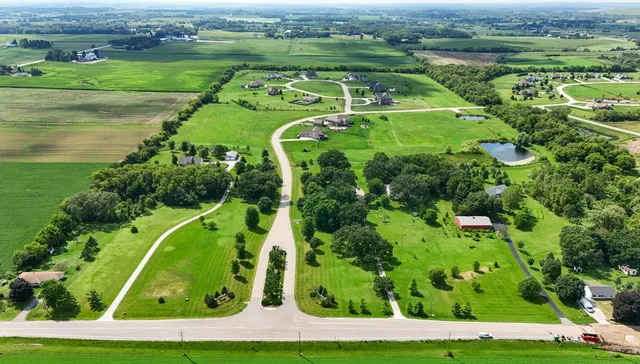 $475,000 | 1453 Waukesha Road, Raymond, WI 53108