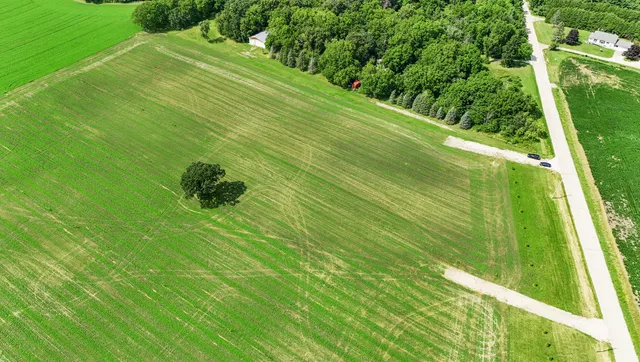 $475,000 | 1453 Waukesha Road, Raymond, WI 53108