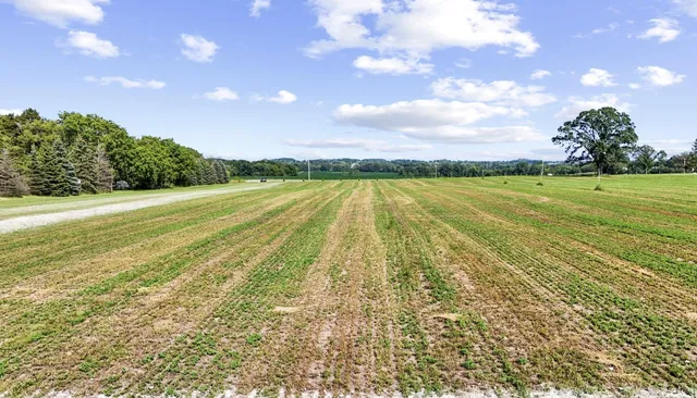 $475,000 | 1453 Waukesha Road, Raymond, WI 53108