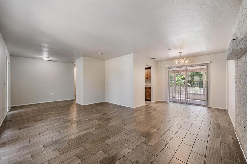 1124 Danny Drive Sarasota, FL 34243 - Photo 5 of 45