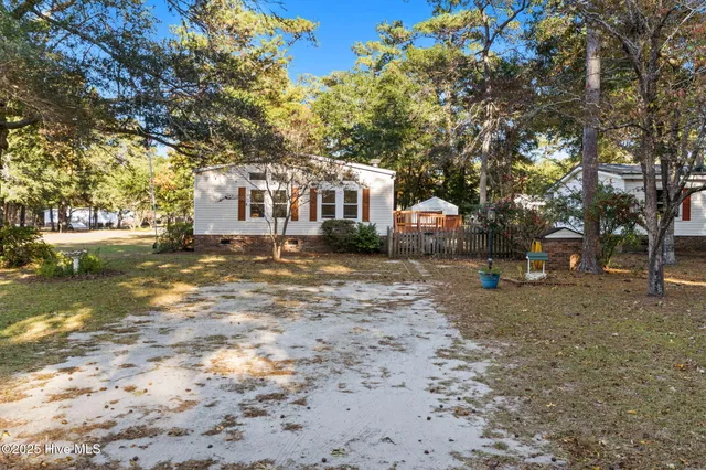 $230,000 | 685 Beachwood Drive Southeast, Bolivia, NC 28422