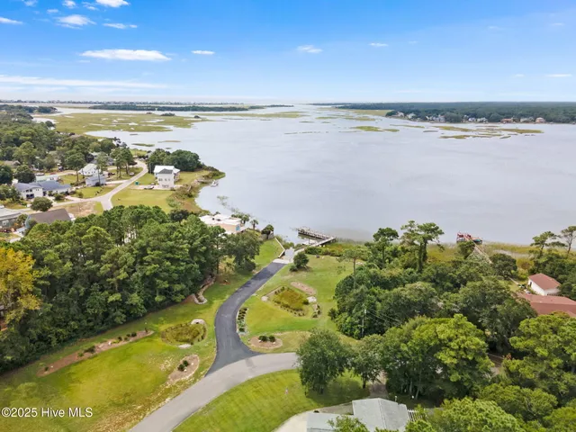 $230,000 | 685 Beachwood Drive Southeast, Bolivia, NC 28422