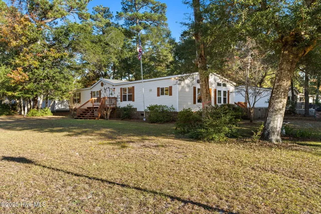 $230,000 | 685 Beachwood Drive Southeast, Bolivia, NC 28422