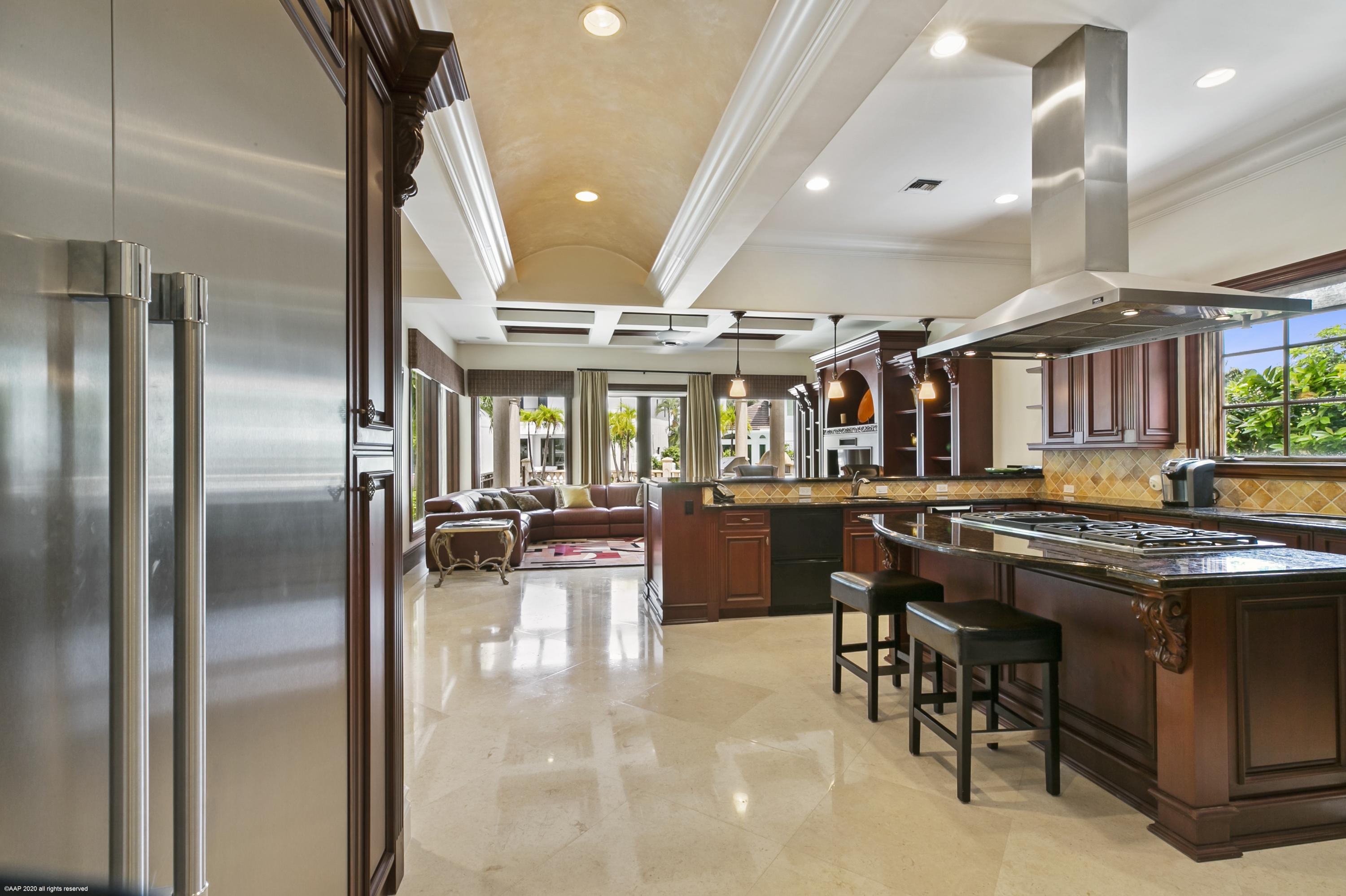 701 Broadview Drive Boca Raton, FL 33431 - Photo 16 of 78 Kitchen