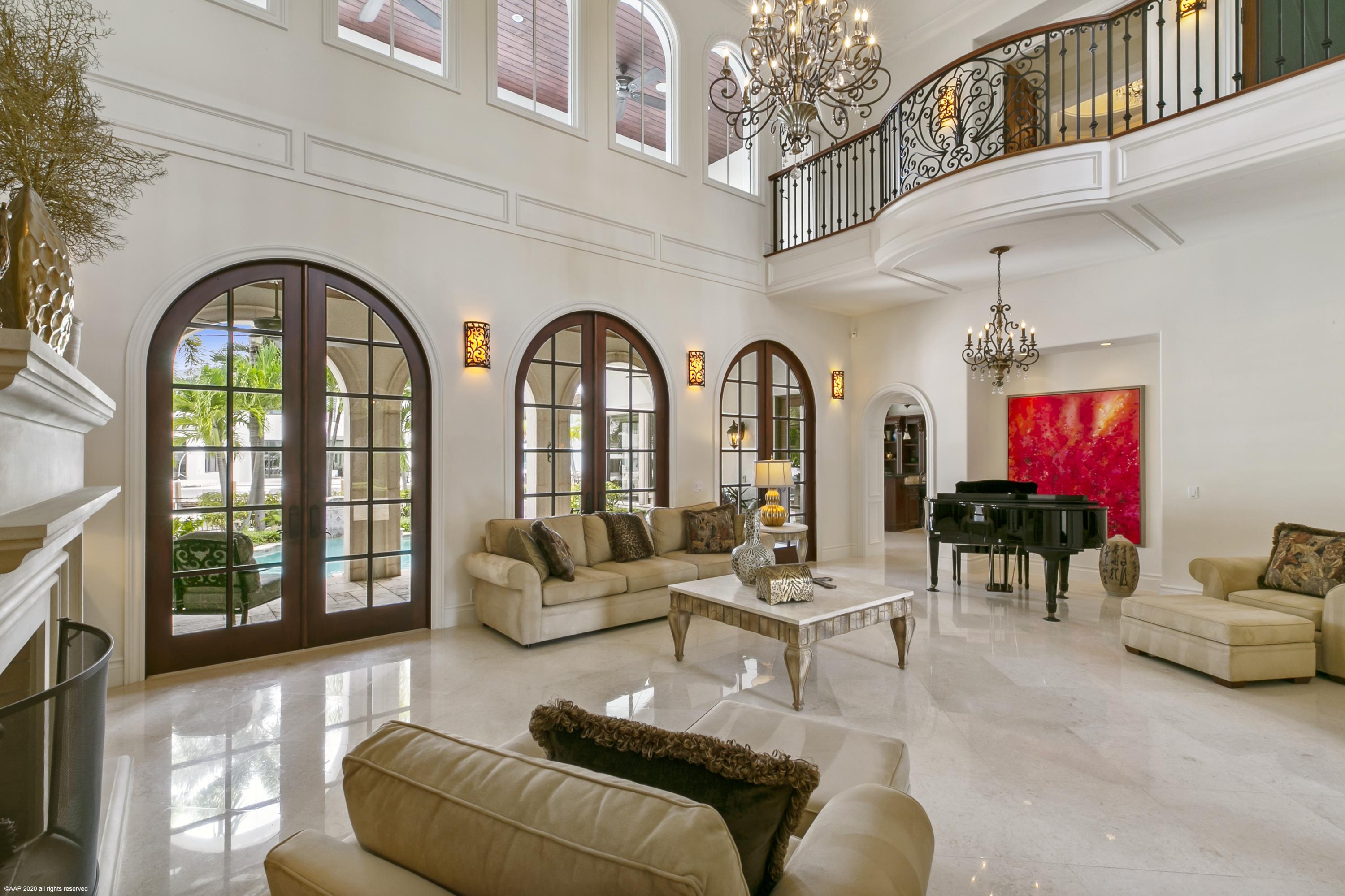 701 Broadview Drive Boca Raton, FL 33431 - Photo 7 of 78 Living Room