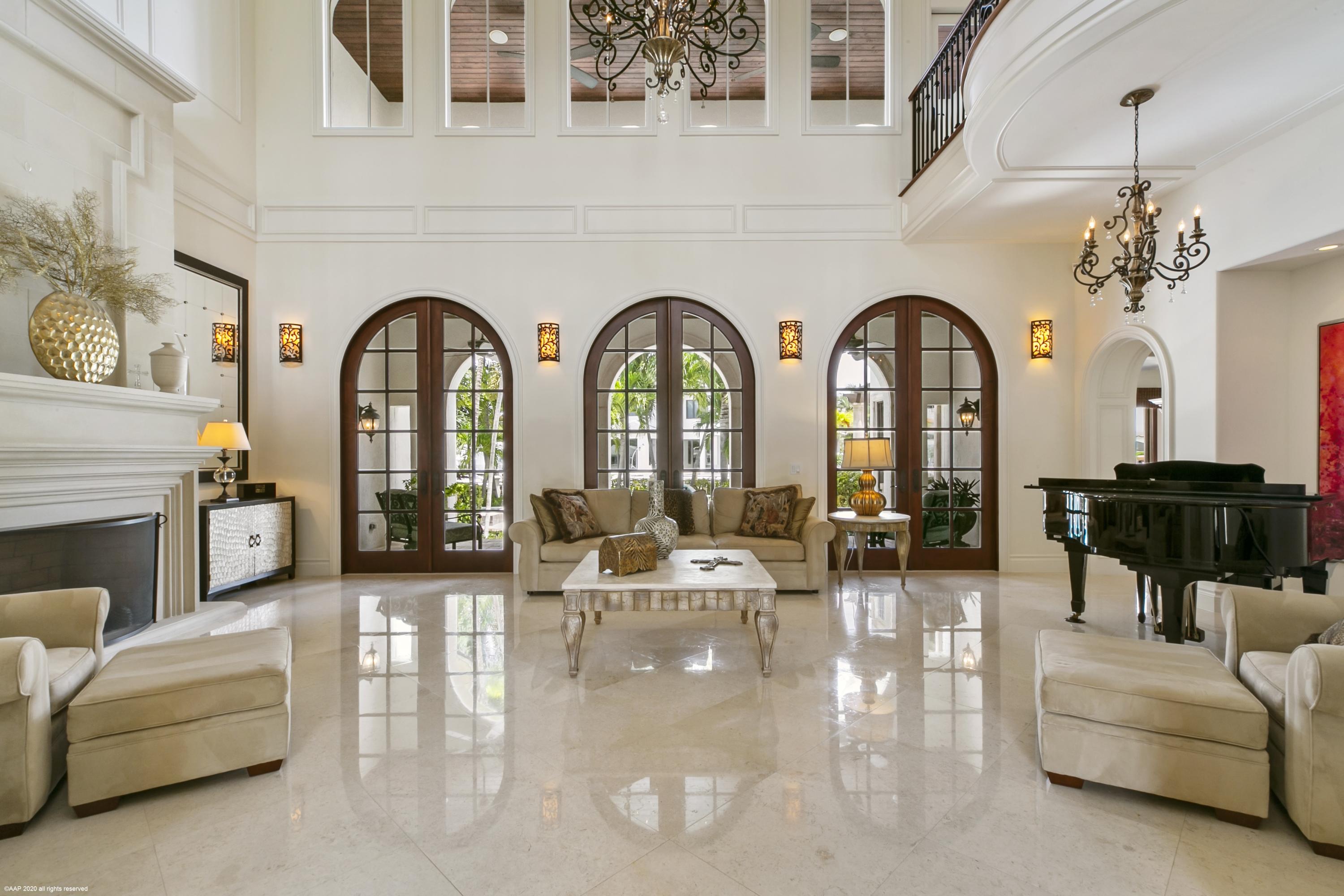 701 Broadview Drive Boca Raton, FL 33431 - Photo 8 of 78 Living Room