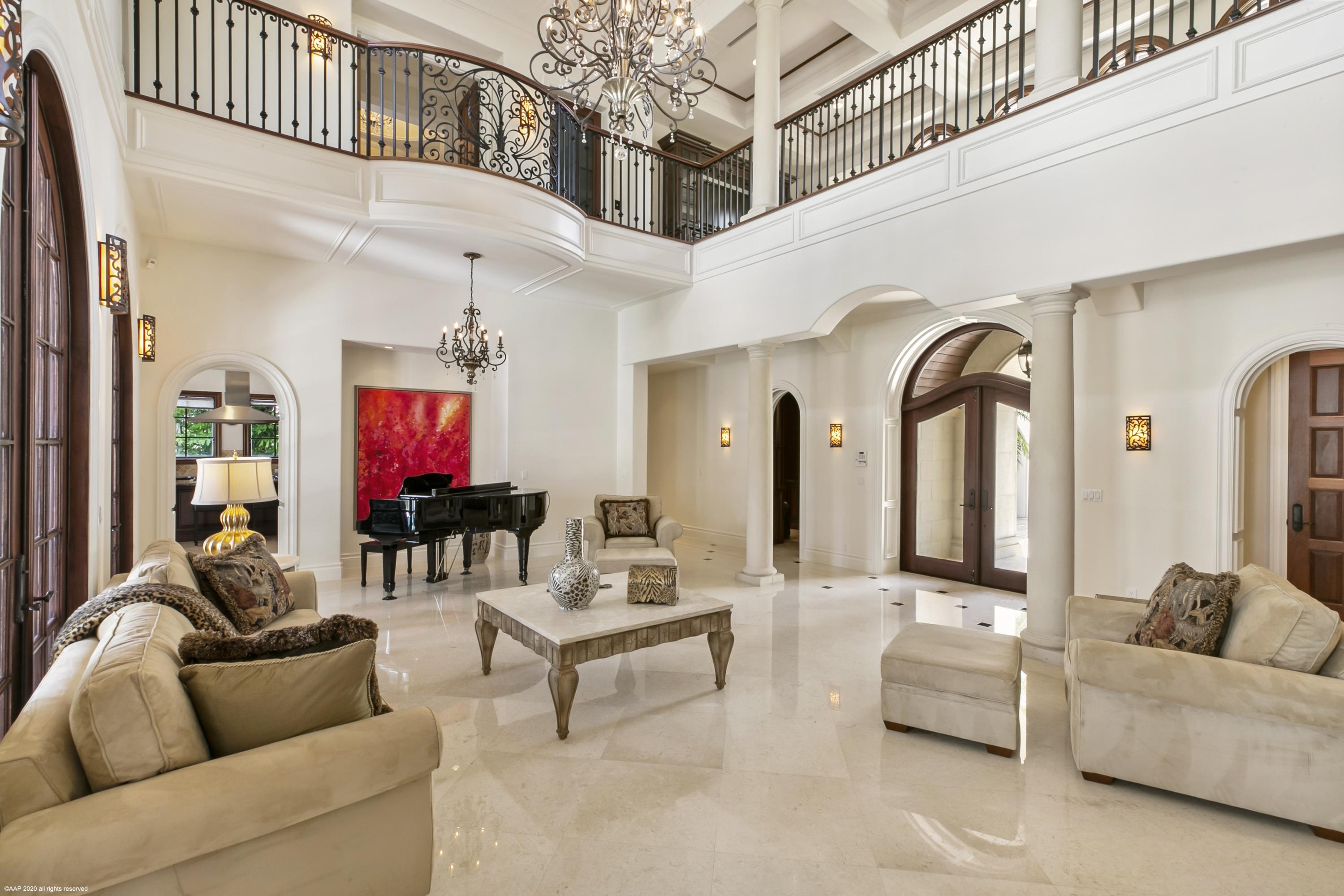 701 Broadview Drive Boca Raton, FL 33431 - Photo 9 of 78 Living Room