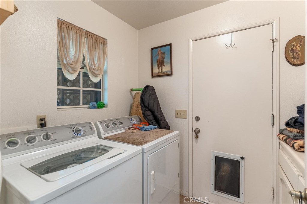1290 3rd Street Calimesa, CA 92320 - Photo 15 of 54 laundry room