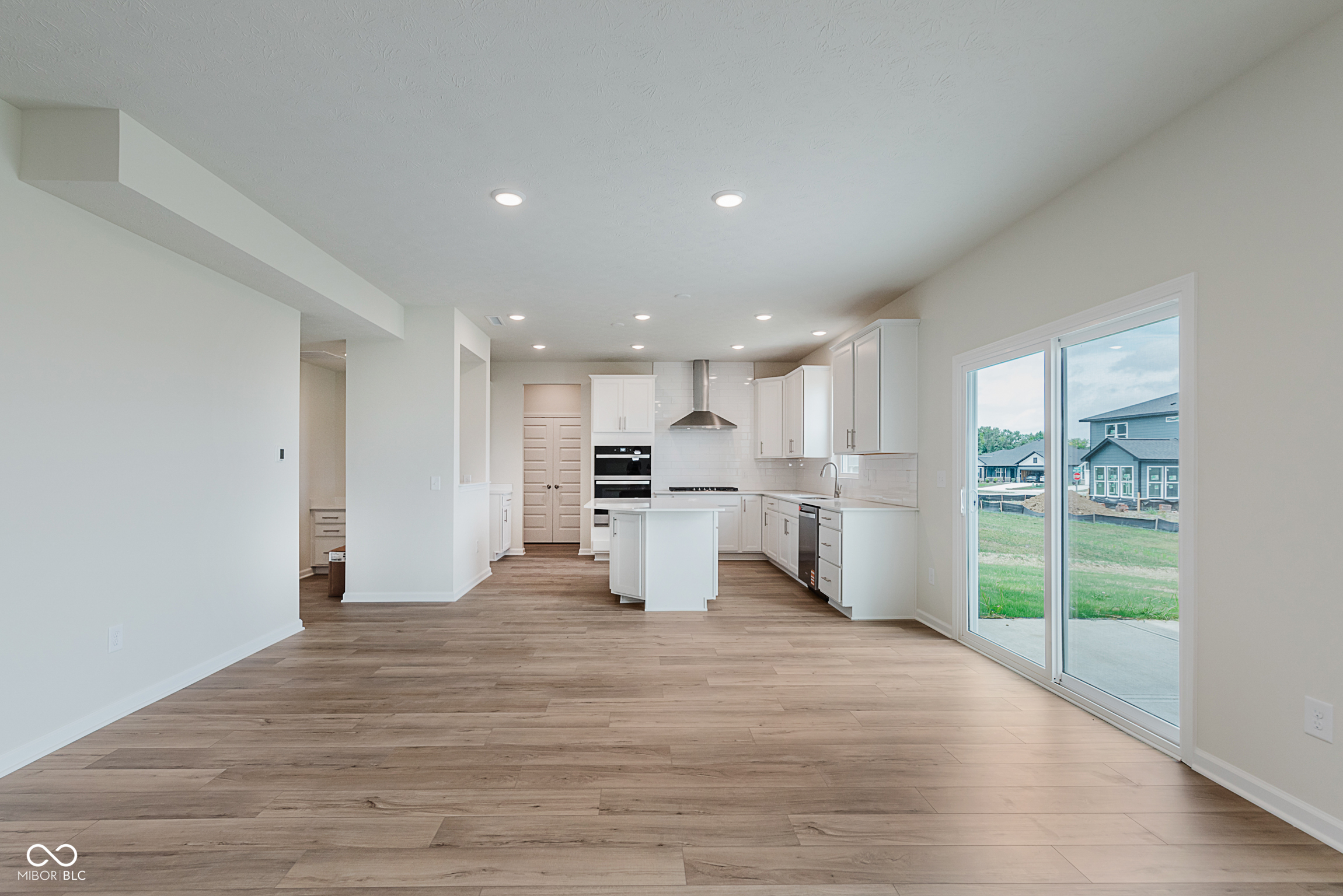 6421 Springtide Court Plainfield, IN 46168 - Photo 11 of 36