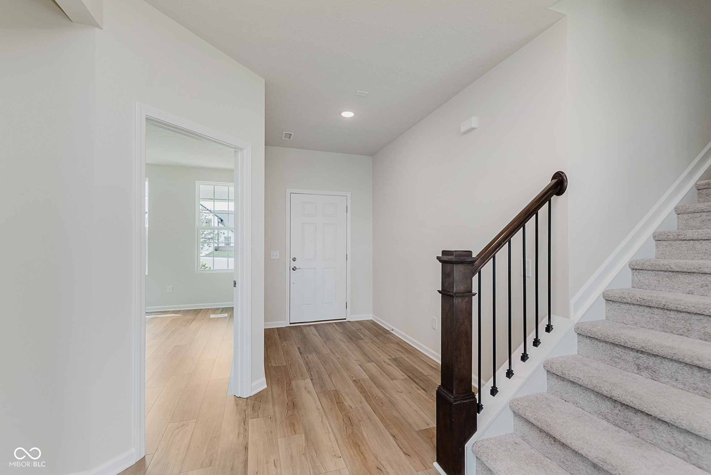 6421 Springtide Court Plainfield, IN 46168 - Photo 6 of 36