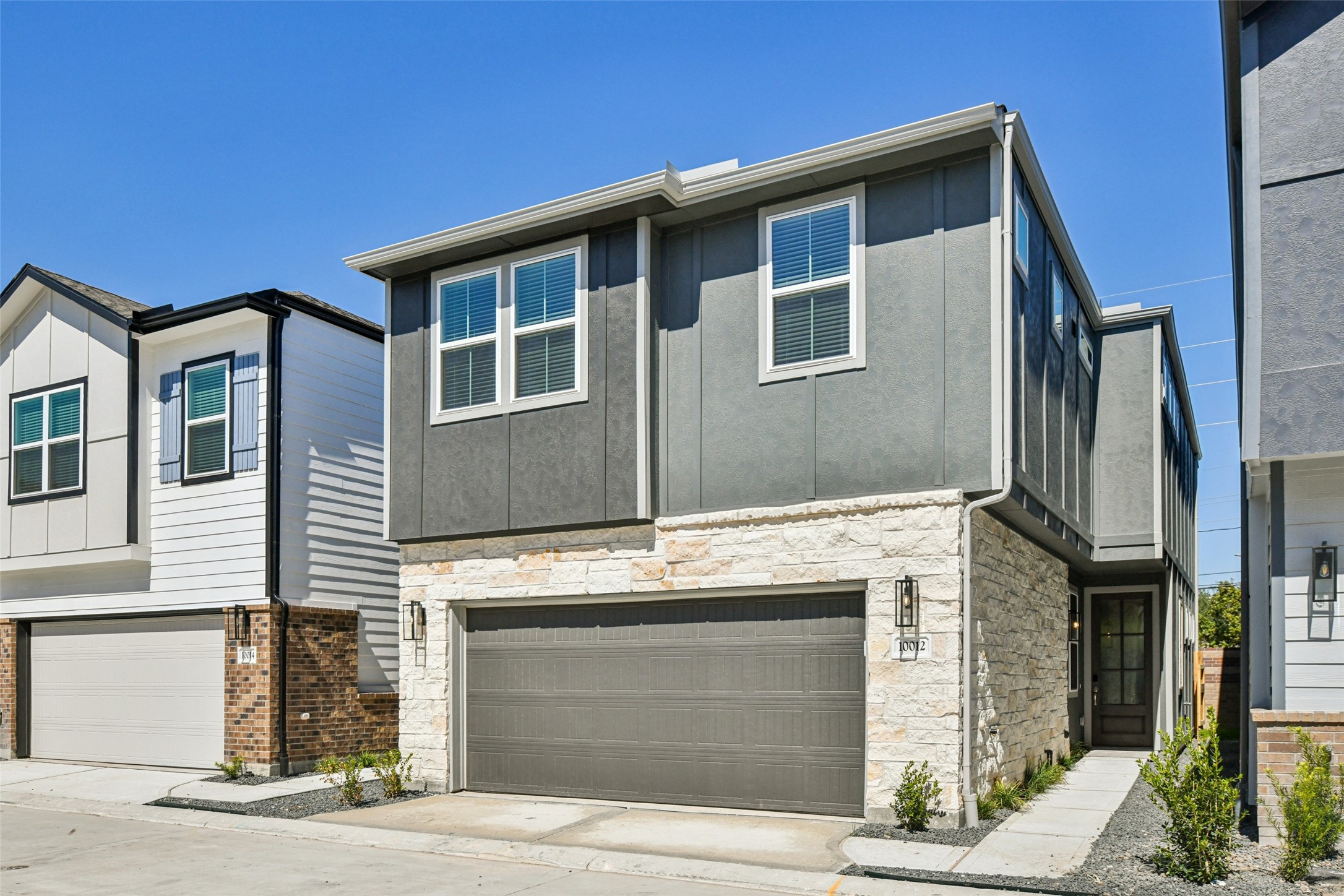 10012 Rustic Charm Street Houston, TX 77080 - Photo 44 of 45 a front view of a house